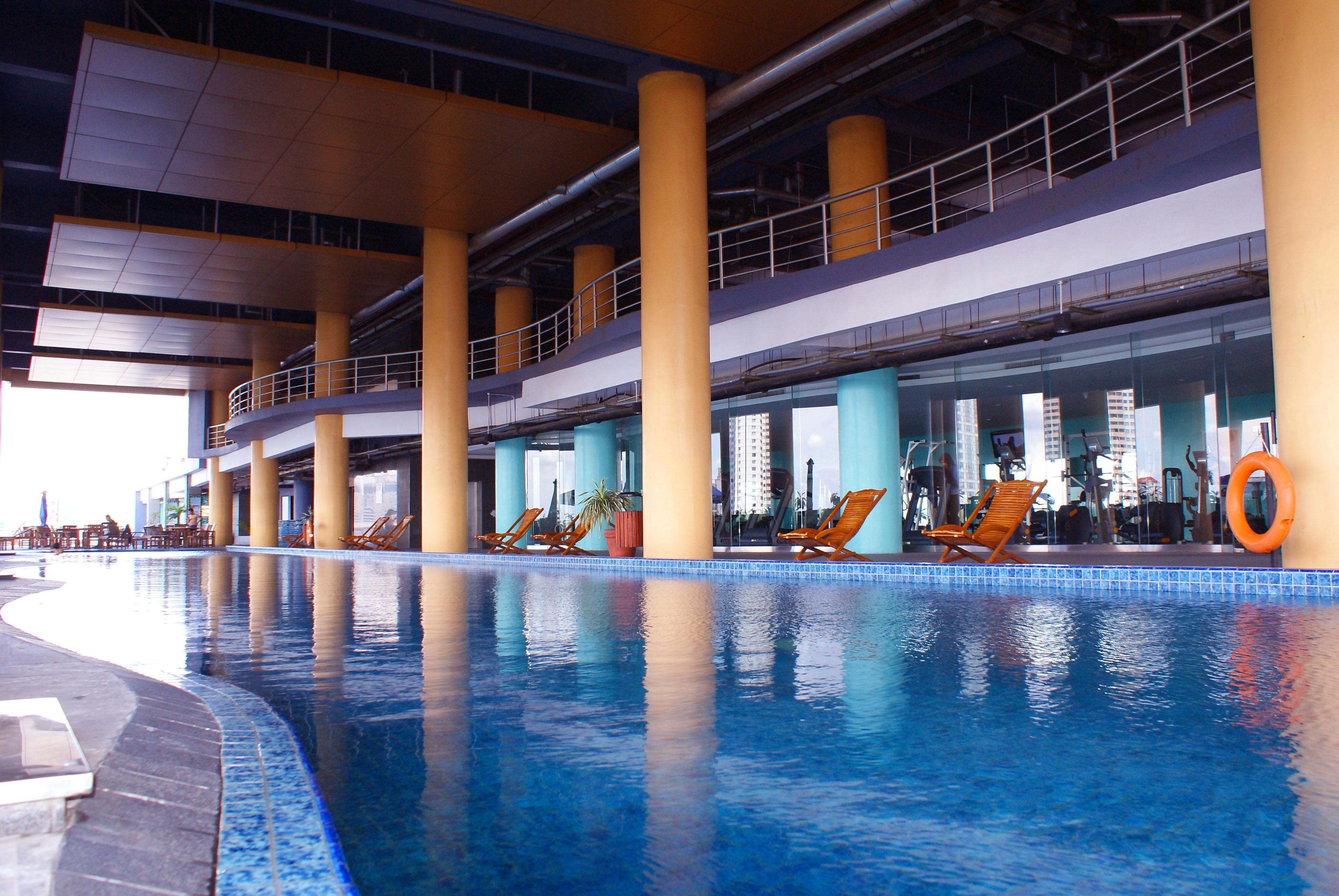 Merlynn Park Hotel Jakarta Exterior foto