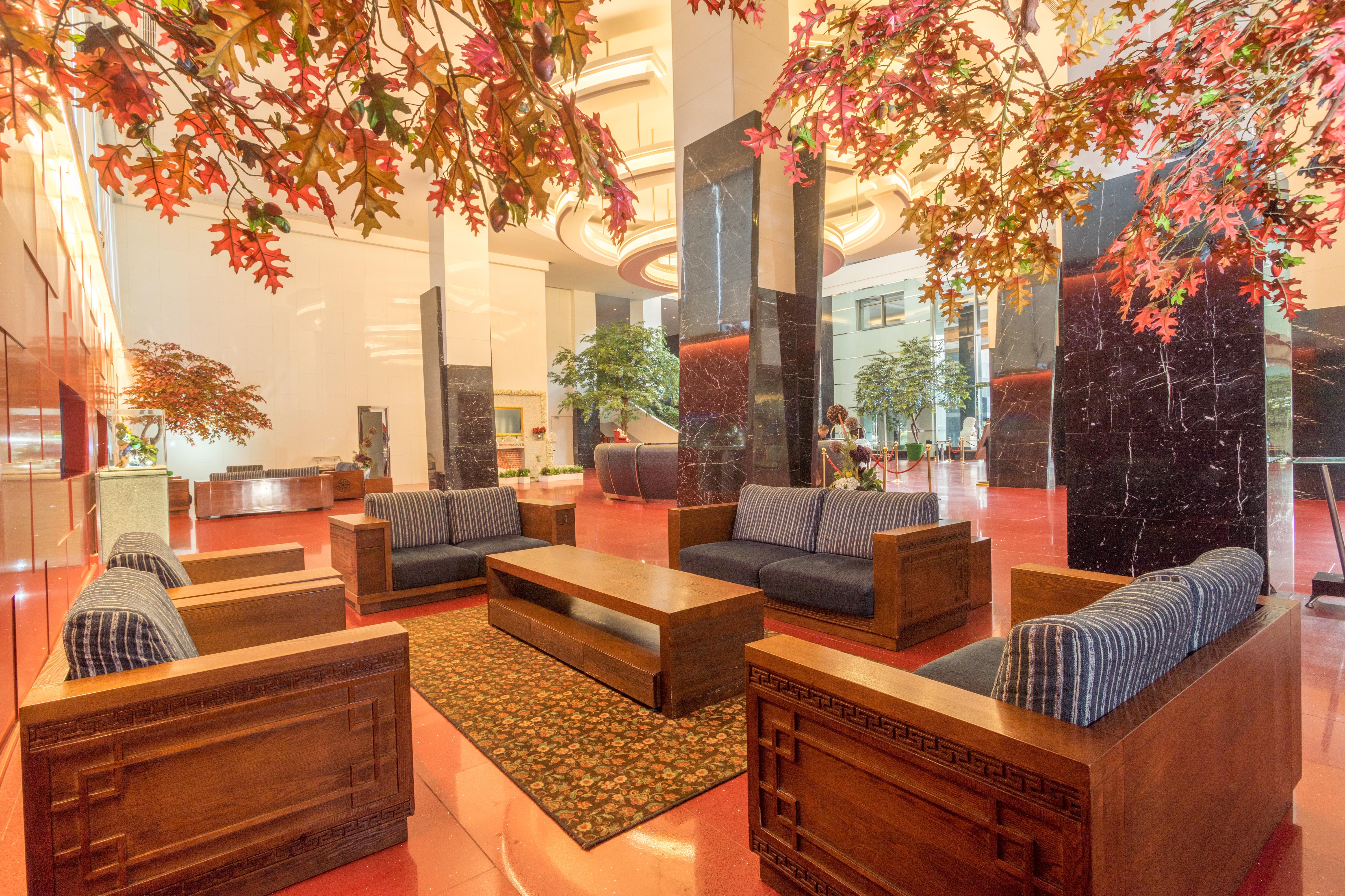 Merlynn Park Hotel Jakarta Exterior foto