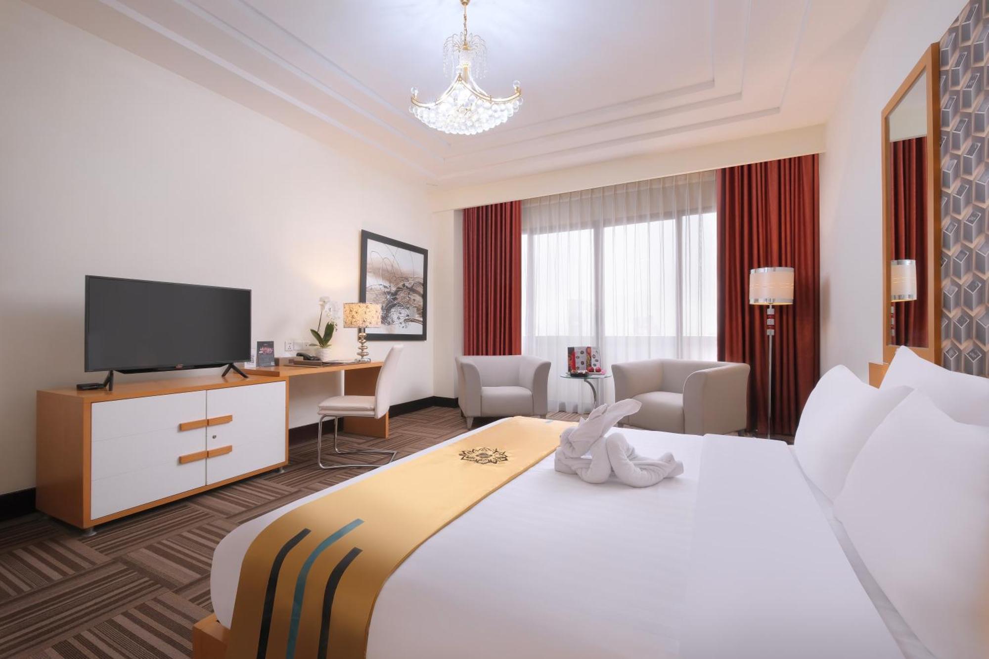 Merlynn Park Hotel Jakarta Exterior foto