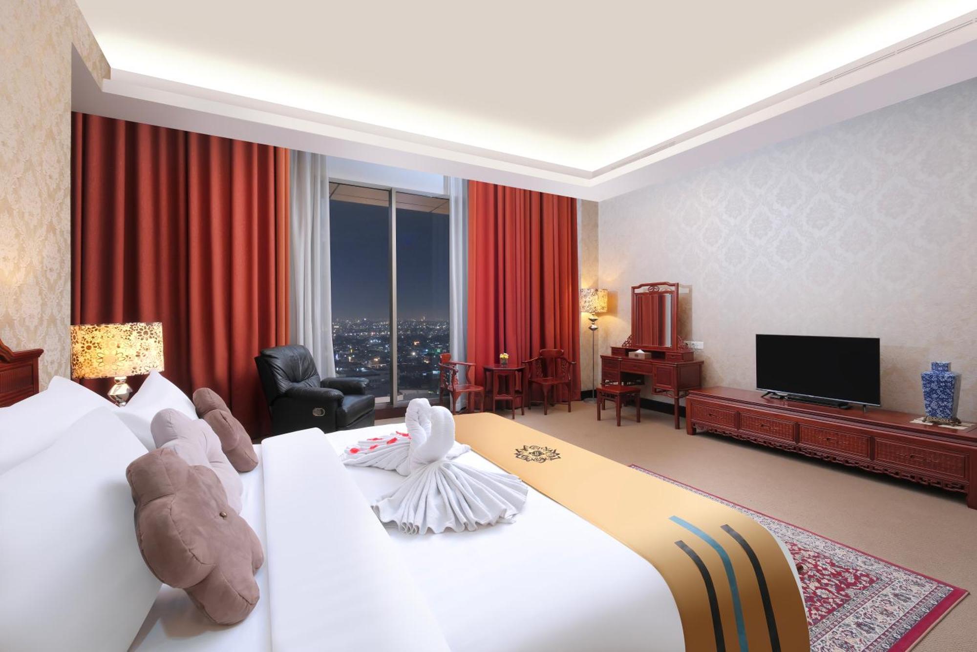 Merlynn Park Hotel Jakarta Exterior foto