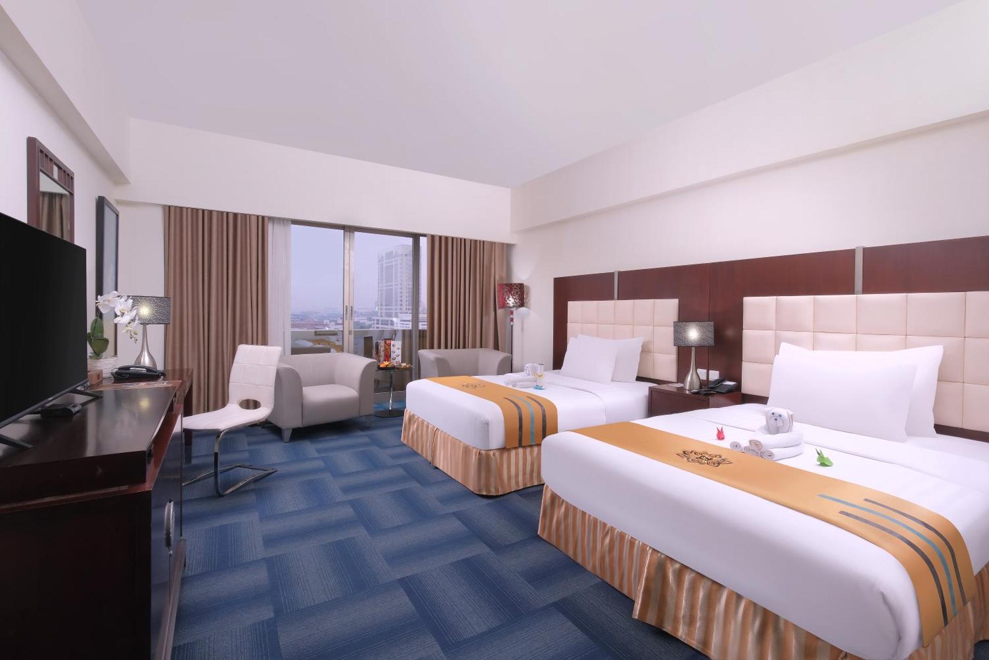 Merlynn Park Hotel Jakarta Exterior foto